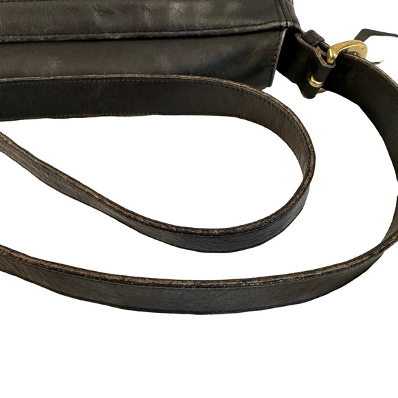 Vintage Coach - Picture 9 of 13